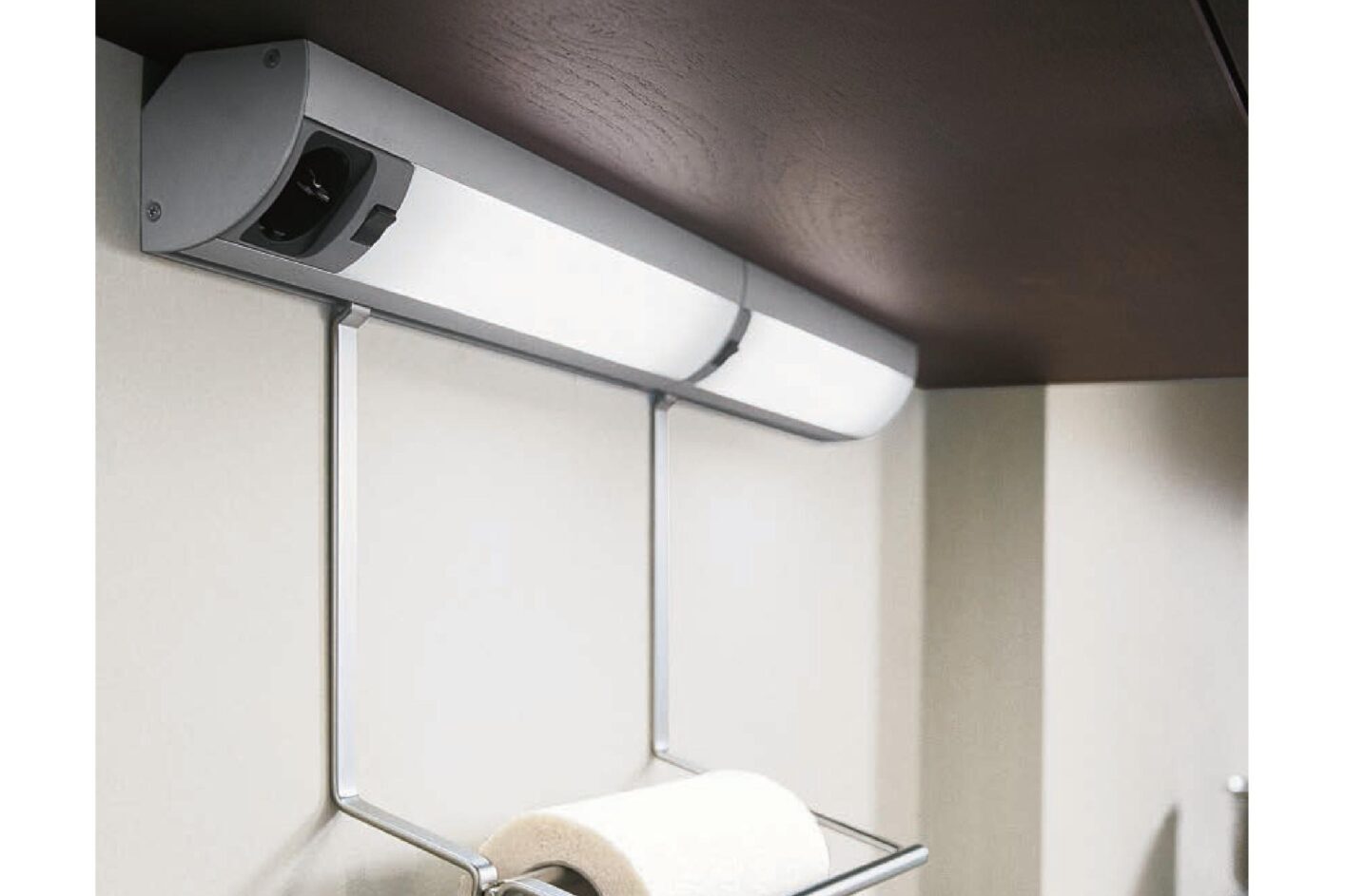 Sistema de luz para muebles de cocina con toma de red, led y transformador integrado